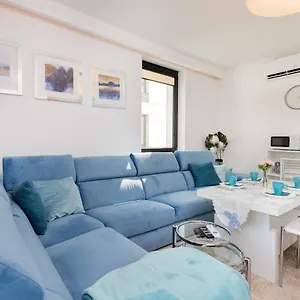 https://okrzei-apartment-seasideby-renters-prestige.gdanskhotel.org